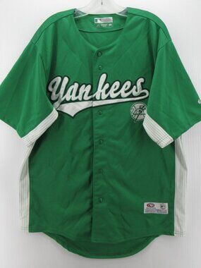 New York Yankees Jersey Large True Fan Shamrock St Pattys MLB Baseball